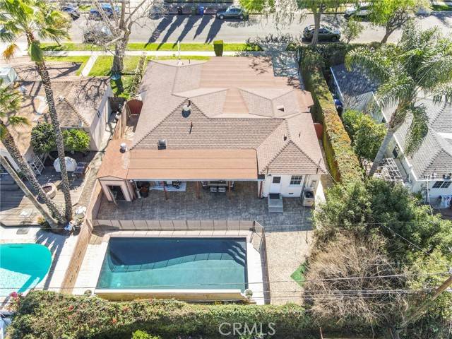 Tarzana, CA 91335,18331 Sylvan Street