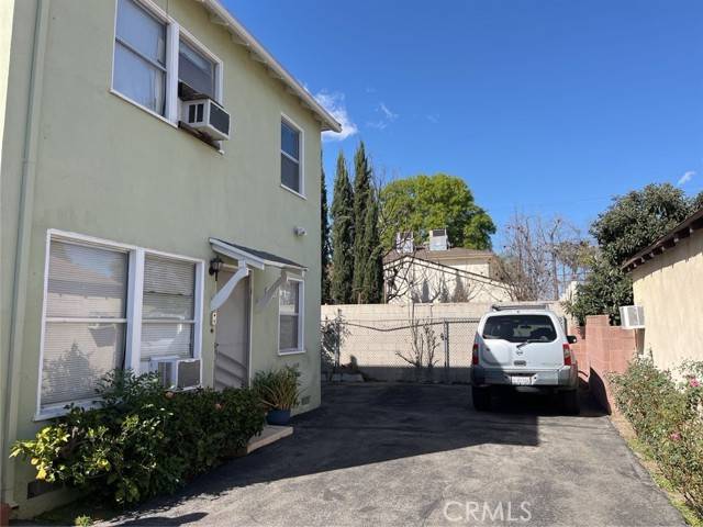 Van Nuys, CA 91401,14021 Bessemer Street