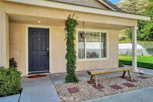 Canyon Country, CA 91387,30555 Jasmine Valley Drive