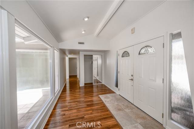 Los Angeles, CA 90049,2317 Banyan Drive