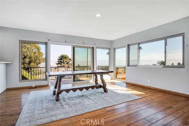Sherman Oaks, CA 91403,15470 Longbow