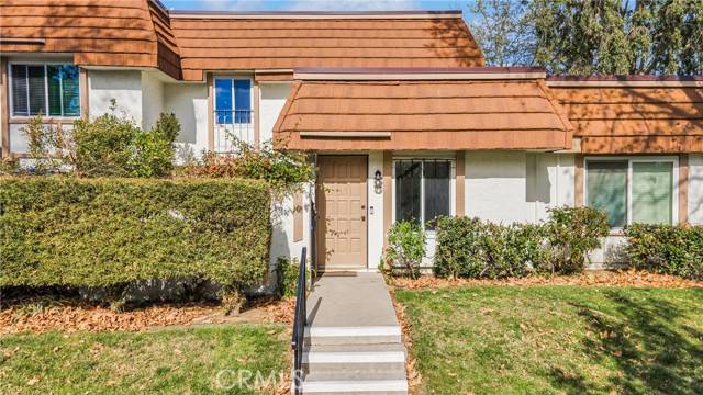 Chatsworth, CA 91311,10120 Larwin Avenue #5