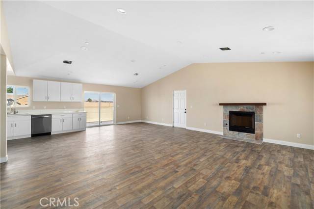 Lancaster, CA 93536,7045 W A8