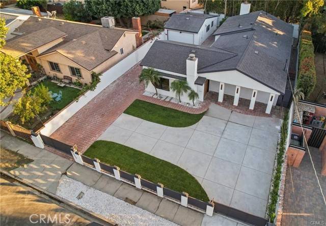 Valley Glen, CA 91401,13010 Aetna Street