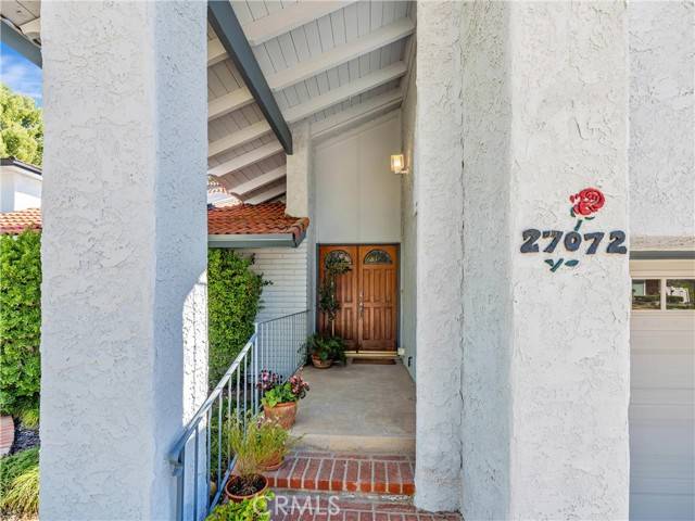 Calabasas, CA 91301,27072 Esward Drive
