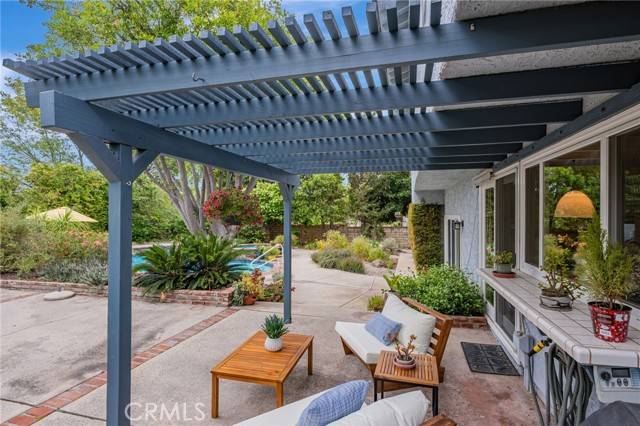 Calabasas, CA 91301,27072 Esward Drive