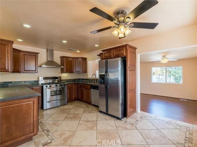 North Hollywood, CA 91605,7702 Ben Avenue