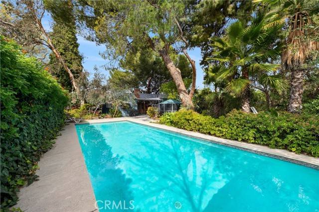 Lake Balboa, CA 91406,15744 Gault Street