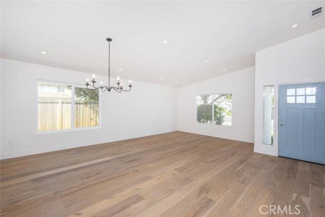 Murrieta, CA 92562,37211 Jerome Lane