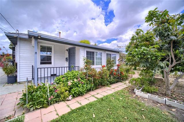 Bellflower, CA 90706,15718 Blaine Avenue