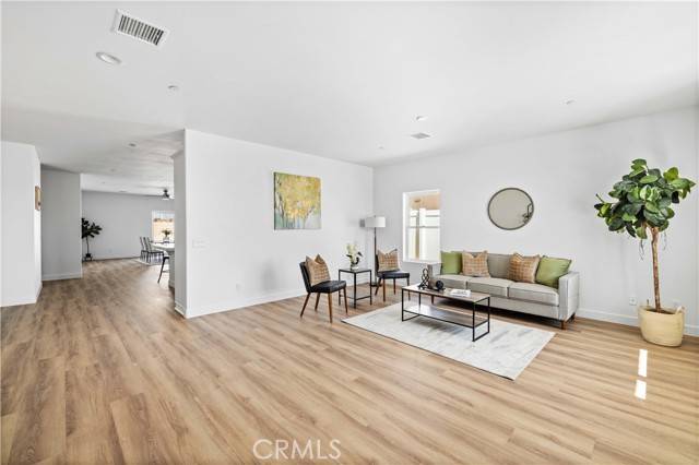 Lancaster, CA 93536,5651 W W Ave J15