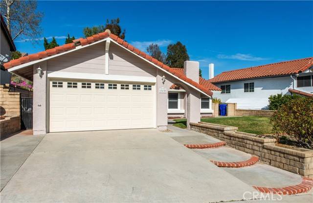 Canyon Country, CA 91387,17137 Canvas Street