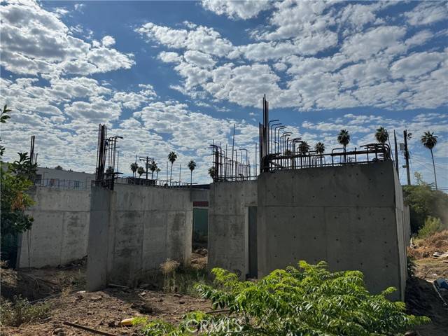 Van Nuys, CA 91411,14822 Delano