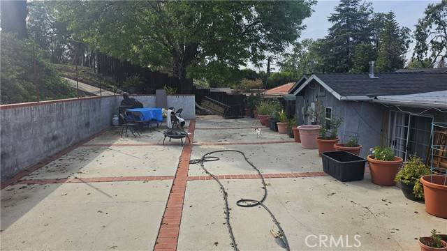 Thousand Oaks, CA 91360,650 Calle Pensamiento