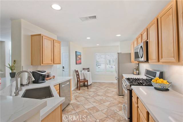 Castaic, CA 91384,28334 Alton Way