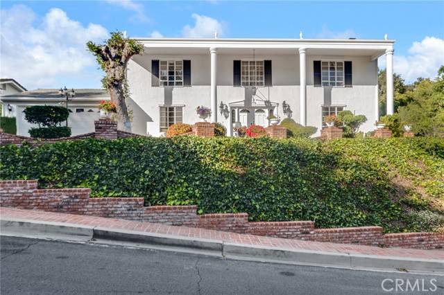 Encino, CA 91436,16717 Encino Hills Drive
