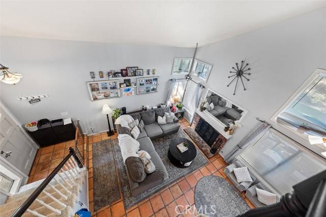 Saugus, CA 91350,21617 Bedford Way