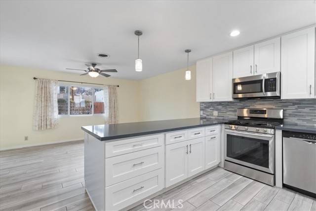 Tujunga, CA 91042,10602 Helendale Avenue