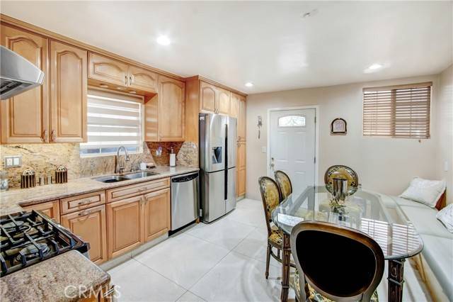 Valley Glen, CA 91606,6527 Alcove Avenue