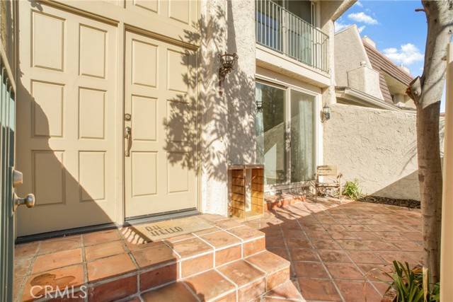 Woodland Hills, CA 91367,6205 Randi Avenue