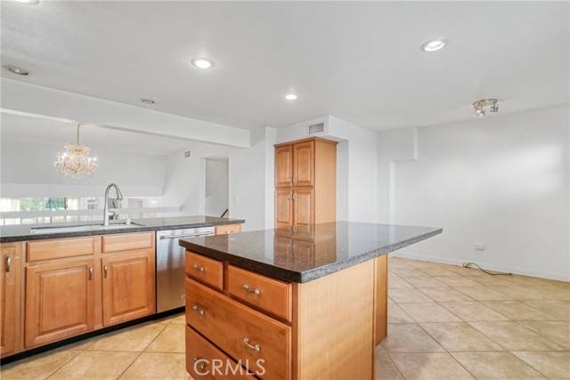 Woodland Hills, CA 91367,6205 Randi Avenue