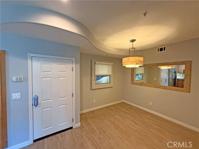 Playa Vista, CA 90094,13044 Pacific Promenade #128