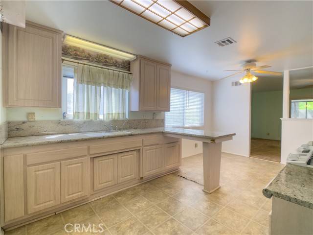 Saugus, CA 91350,27231 Cabrera Avenue