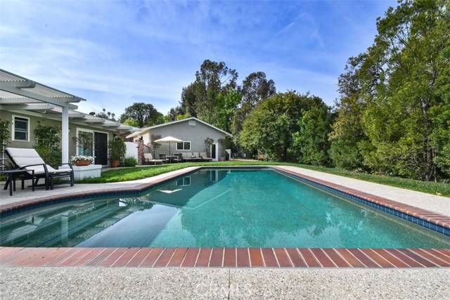 Woodland Hills, CA 91364,5223 Armida Drive