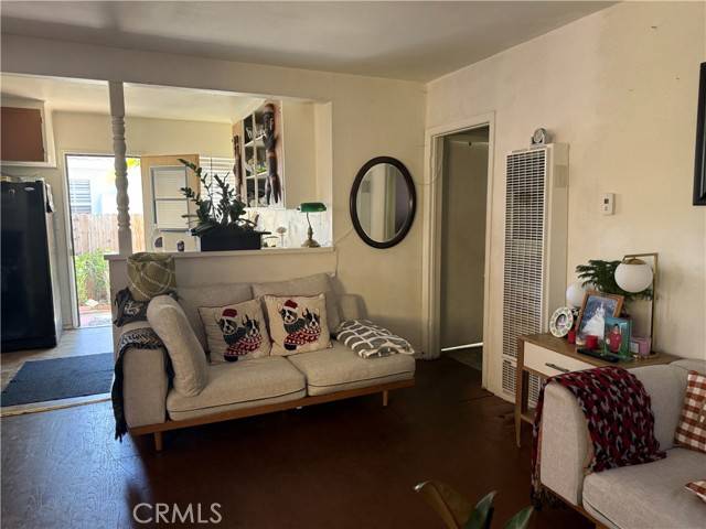 Canoga Park, CA 91303,22027 Covello Street