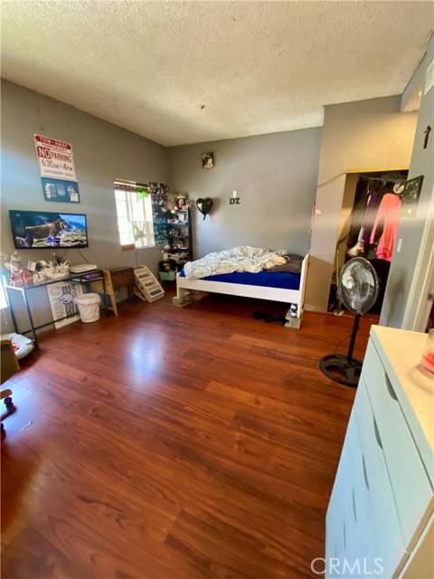 North Hills, CA 91343,15044 Nordhoff Street #8