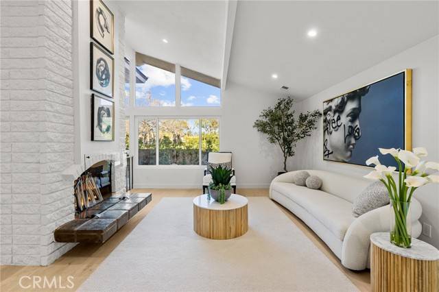 Westlake Village, CA 91361,31741 Kentfield Court