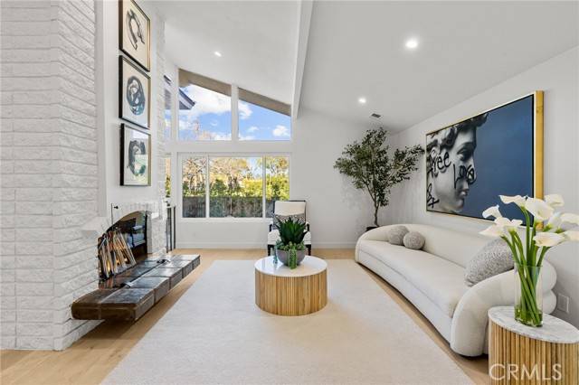 Westlake Village, CA 91361,31741 Kentfield Court