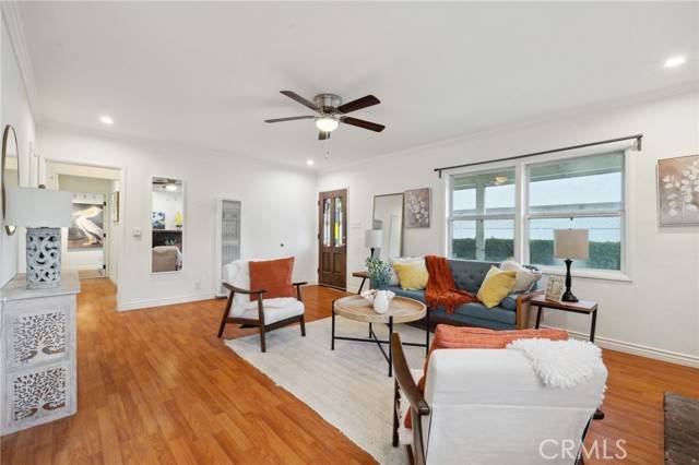 Sunland, CA 91040,10708 Sable Avenue