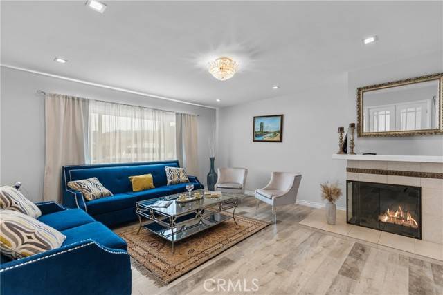 La Crescenta, CA 91214,4613 Hume Avenue
