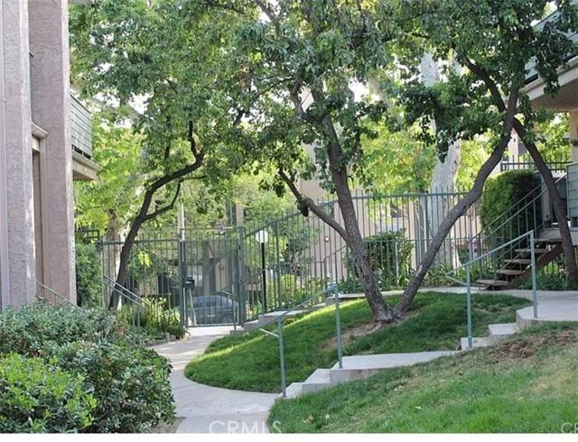 Sylmar, CA 91342,13100 Bromont Avenue #21