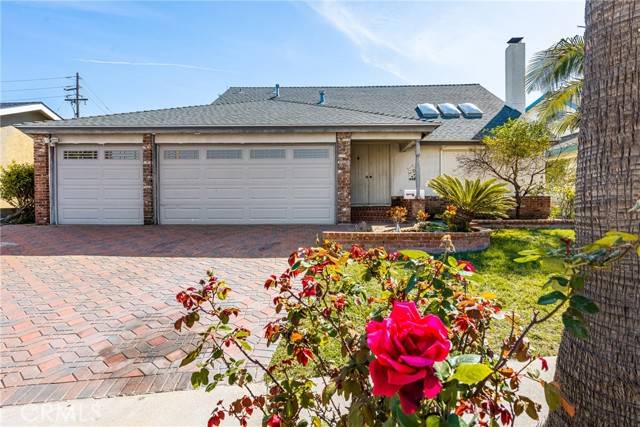 Harbor City, CA 90710,24220 Spicewood Lane