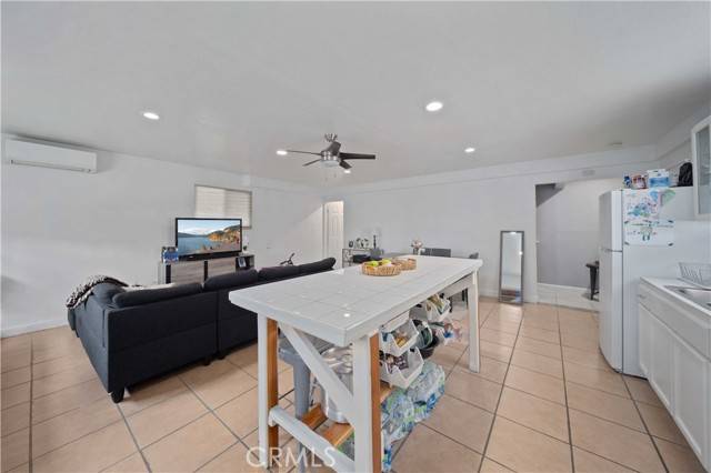 Lancaster, CA 93534,1502 W Newgrove Street