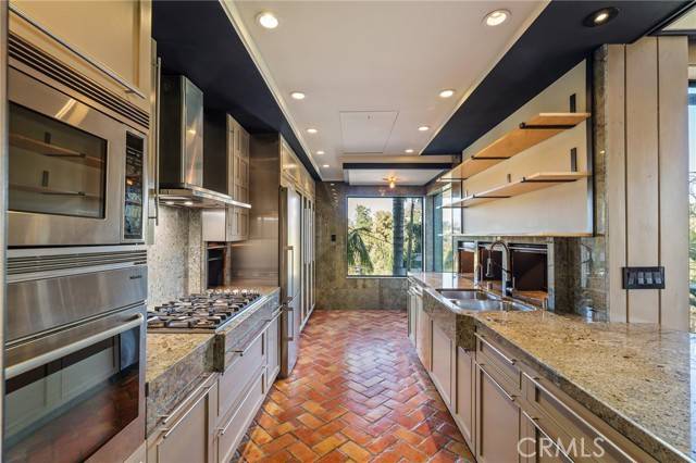 Hollywood Hills, CA 90068,6907 Treasure Trail