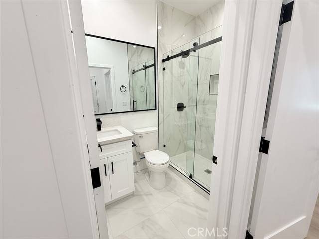 Canoga Park, CA 91304,8412 N Owensmouth Avenue