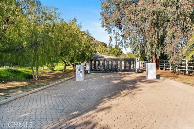 Bell Canyon, CA 91307,109 Buckskin Road