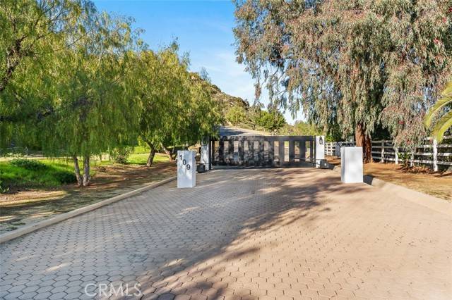 Bell Canyon, CA 91307,109 Buckskin Road