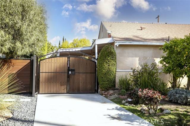 Winnetka, CA 91306,20355 Mobile Street