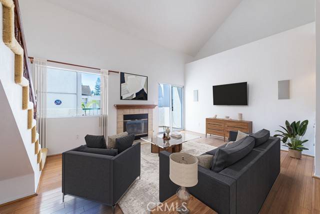 Sherman Oaks, CA 91401,5420 Sylmar Avenue #321