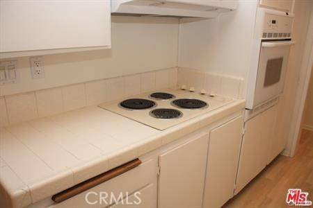 Santa Monica, CA 90405,3111 4th Street #212