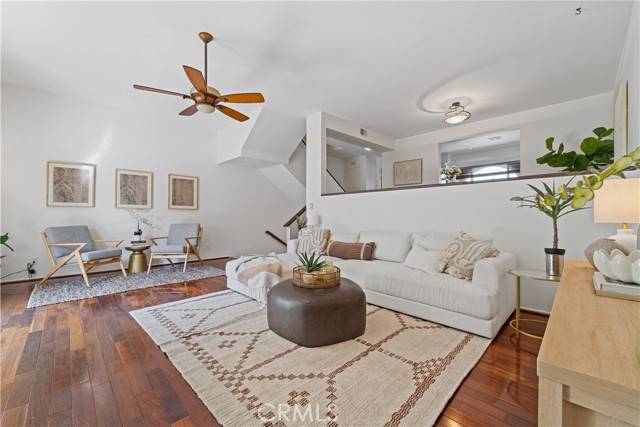 Encino, CA 91316,5257 Newcastle Avenue #3