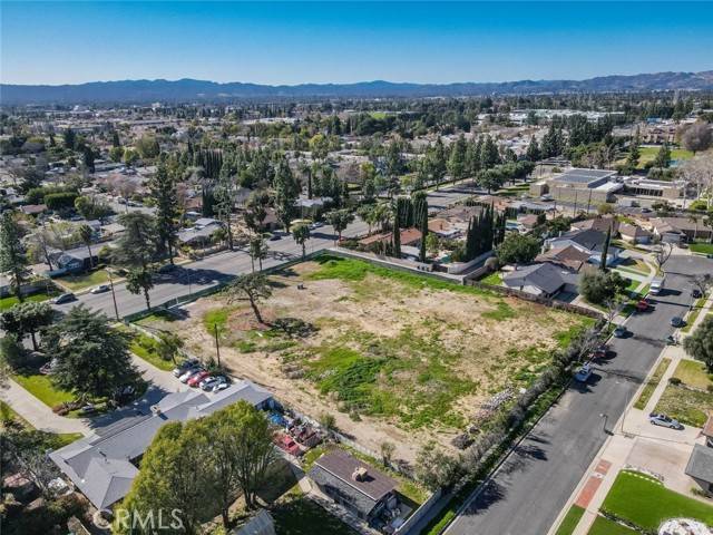 Northridge, CA 91325,17559 Devonshire