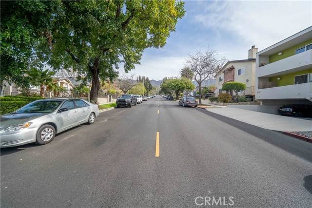 Burbank, CA 91501,634 E Harvard Road