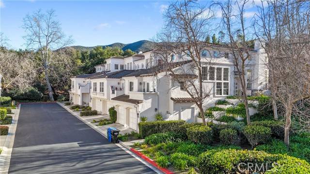 Newbury Park, CA 91320,1072 Mountain Oak Place