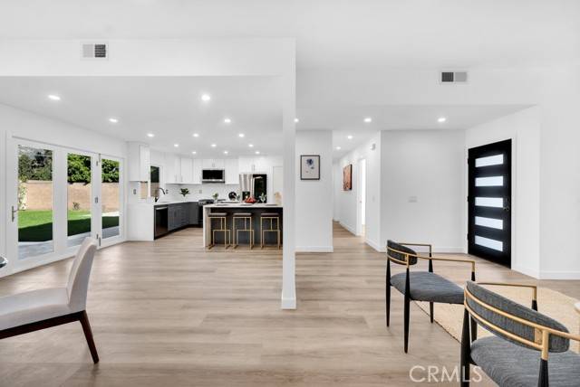 Chatsworth, CA 91311,10567 Vassar Avenue