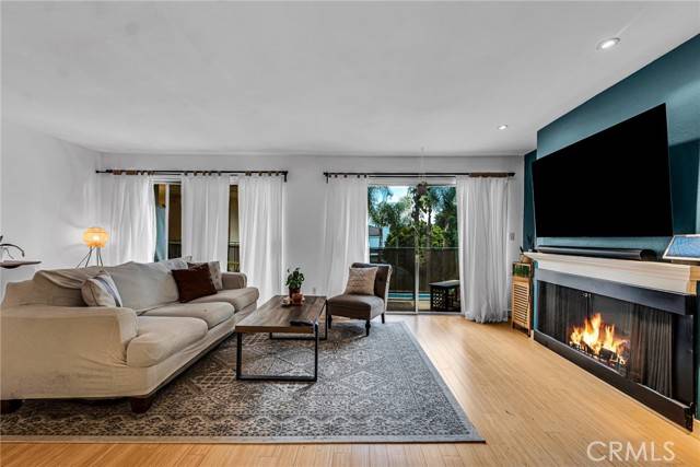 Sherman Oaks, CA 91403,14850 Hesby Street #205